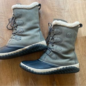 SOREL waterproof boots